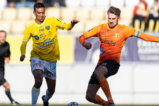 Falkenbergs Oliver Hintsa och Torns Niklas Nilsson