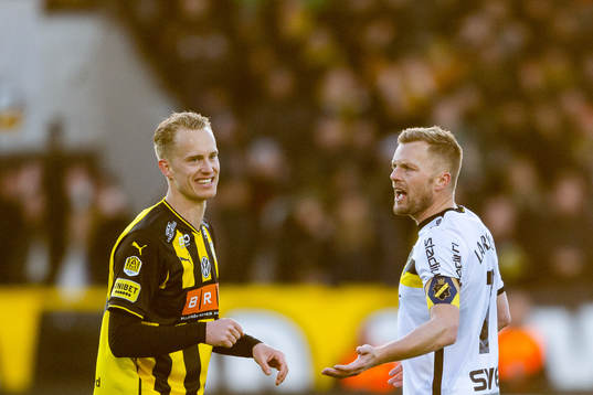 s Sebastian Larsson