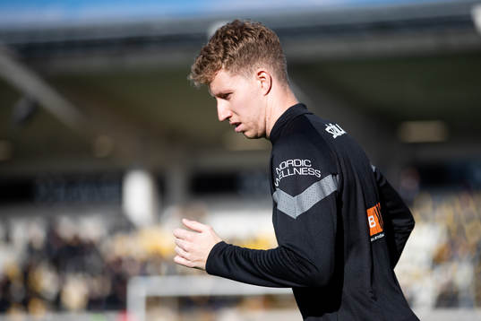 Häckens Samuel Gustafson innan fotbollsmatchen i