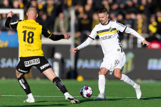 s Mikael Lustig