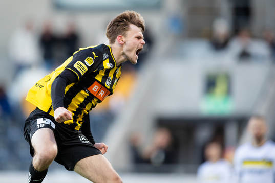 Häckens Oscar Uddenäs jublar