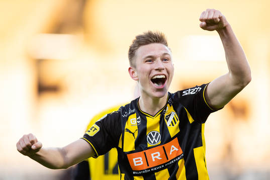 Häckens Kristoffer Lund Hansen jublar
