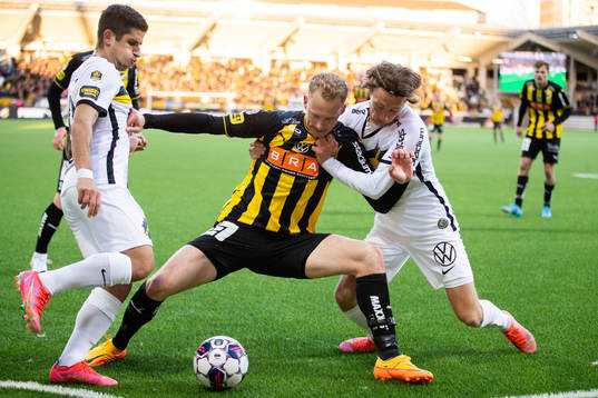 s Nicolas Stefanelli och Axel Björnström