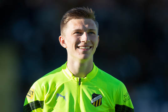 Häckens Kristoffer Lund Hansen på line up innan