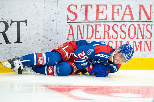 Oskarshamns Kim Rosdahl har ont