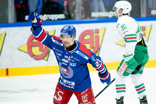 Oskarshamns Brian Cooper jublar