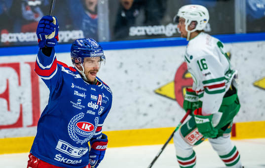 Oskarshamns Brian Cooper jublar
