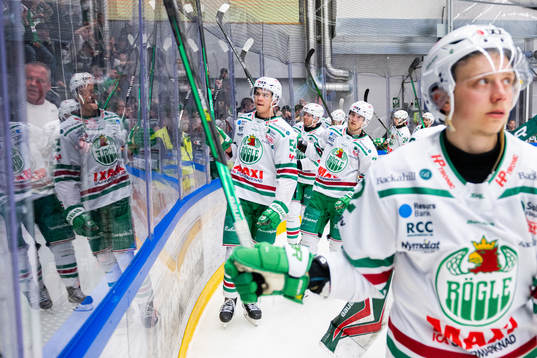 Bläddra bland fler bilder av Ishockey, SHL, Kvartsfinal 2, Oskarshamn - Rögle