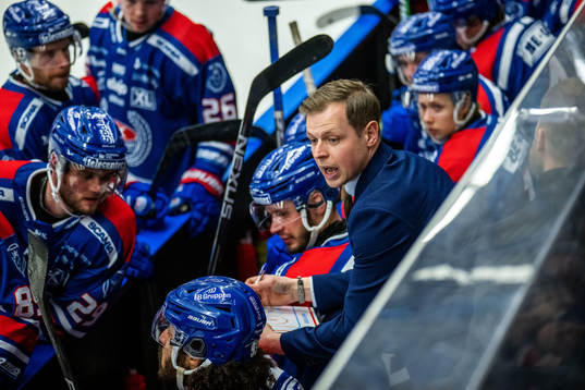 Oskarshamns tränare Martin Filander samt spelare