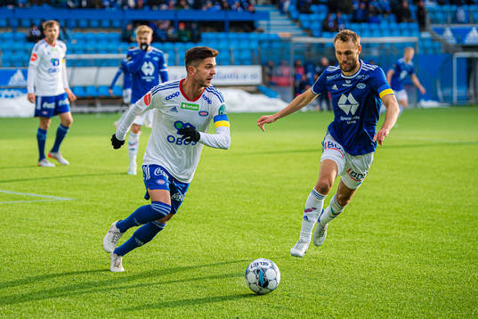 Fredrik Oldrup Jensen of Vålerenga and Magnus Wolff Eikrem