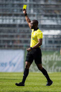 Domaren Fredrik Oppong