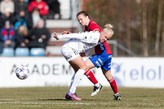 Rosengårds Caroline Seger och Vittsjös Kayla Adamek