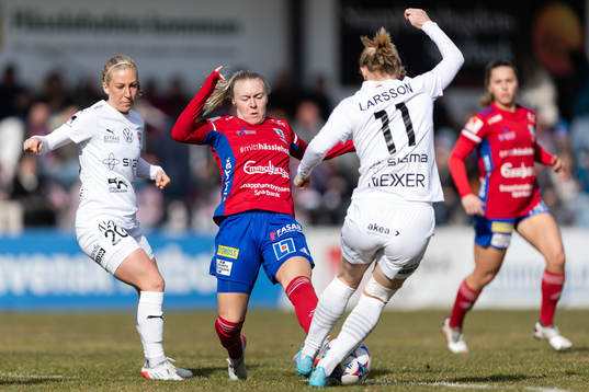 Vittsjös Jutta Rantala i en kamp mot Rosengårds Mia