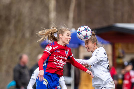 Vittsjös Linda Sällström och Rosengårds Bianca Schmidt