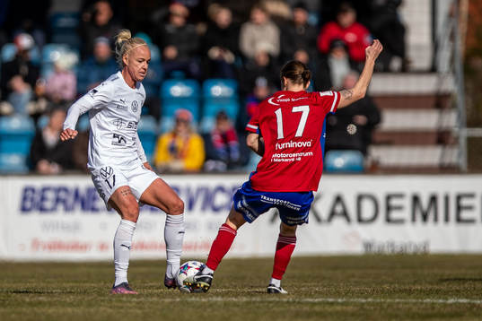Rosengårds Caroline Seger och Vittsjös Kayla Adamek