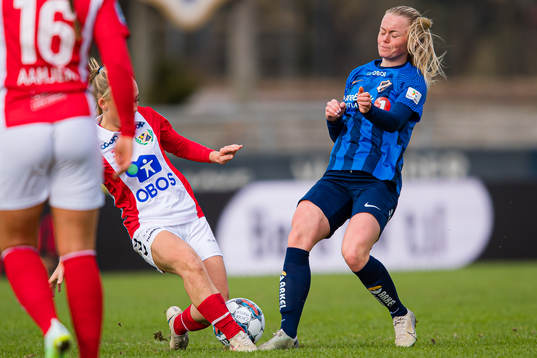 Julie Aune Jorde of Lyn and Zara Katarina Jönsson of