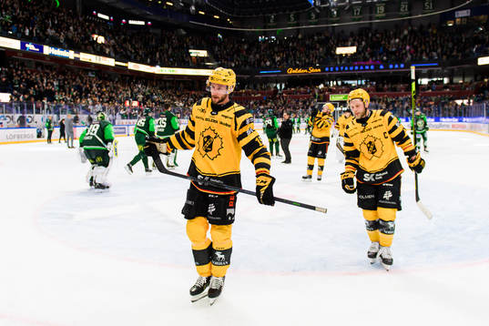 Skellefteås Melker Karlsson och Oscar Möller deppar