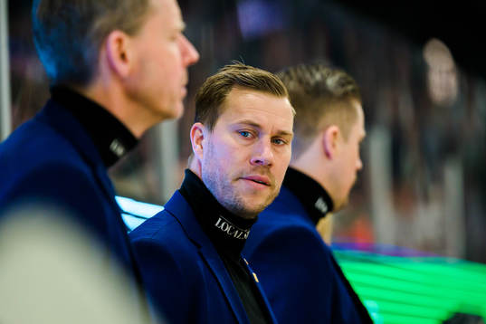 Skellefteås assisterande Andreas Falk