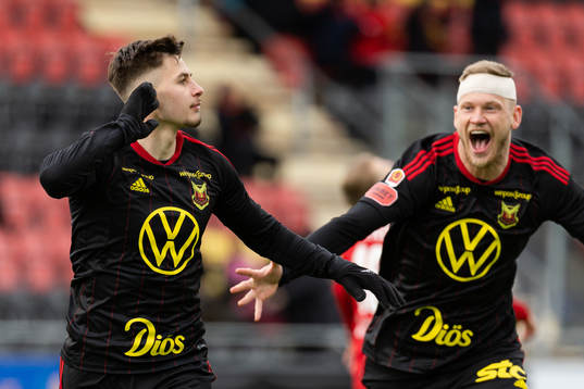 Östersunds Nokolaos Dosis jublar