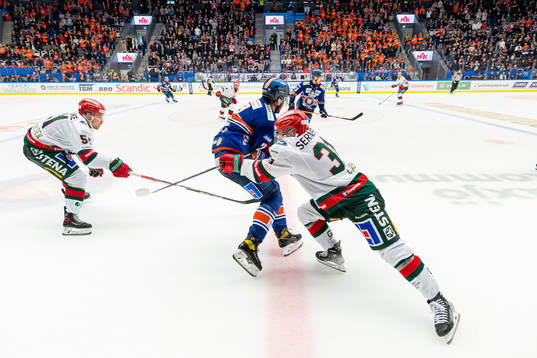 Växjös Amil Krupic och Frölundas Nicklas Lasu
