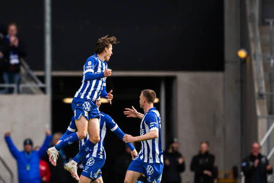 IFK Göteborgs Simon Thern jublar