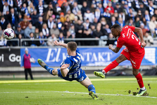 Värnamos Abdussalam Magashy gör 1-1