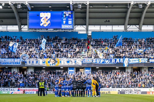IFK Göteborgs spelare samlas