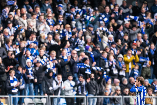 IFK Göteborgs Simon Thern jublar