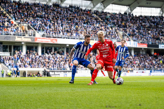 IFK Göteborgs Mattias Bjärsmyr och Värnamos Victor