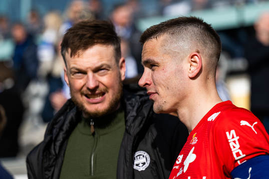 Värnamos tränare Kim Hellberg och Oscar Johansson