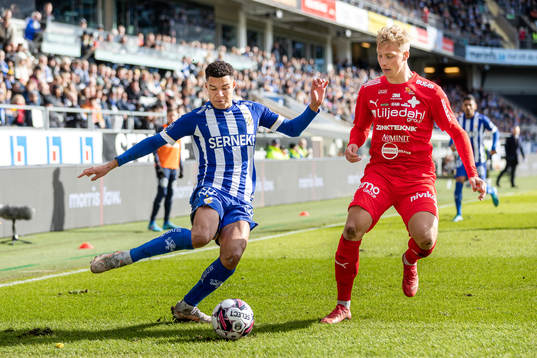 IFK Göteborgs Alexander Jallow och Värnamos Victor Larsson