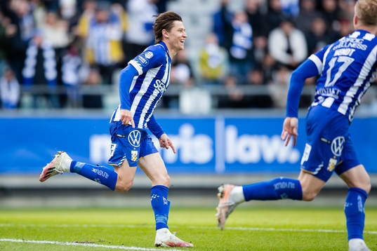 IFK Göteborgs Simon Thern jublar