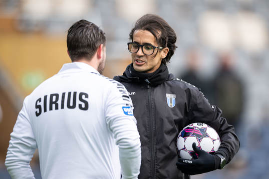 Sirius målvakt Tommi Vaiho och målvaktstränare Karim