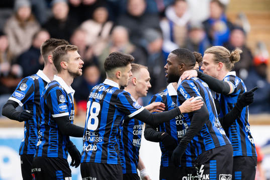 Sirius spelare jublar
