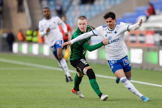 Varbergs Anton Liljenbäck och IFK Norrköpings Jean Carlos
