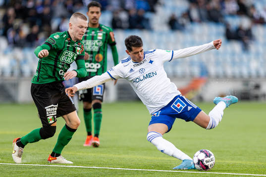 Varbergs Anton Liljenbäck och IFK Norrköpings Jean Carlos