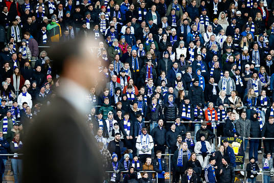 IFK Norrköpings reagerar supporters med tränare Rikard