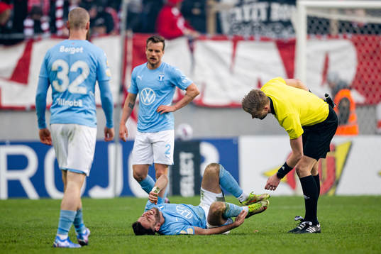 Malmö FFs Erdal Rakip har ont