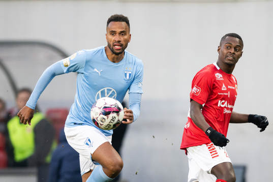 Malmö FFs Isaac Kiese Thelin och Kalmars Nahom Girmai