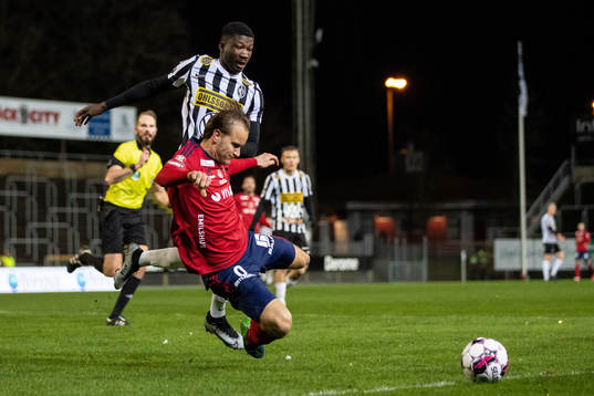 Landskronas Ousmane Diawara och Östers Månz Berg