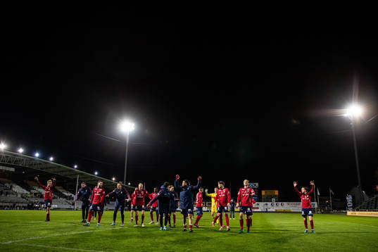 Östers spelare jublar