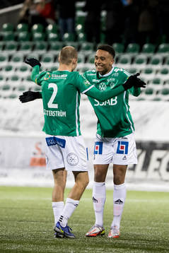 Brages Eirik Asante Gayi och Alexander Zetterström  jubel