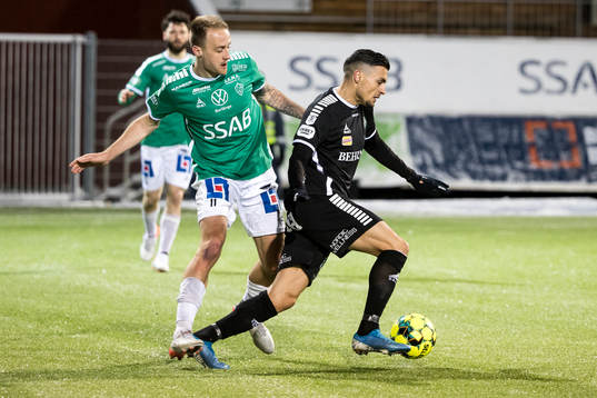 Brages Anton Lundin och Örebros Ahmed Yasin