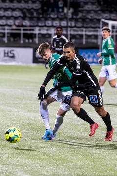 Brages Johan Arvidsson och Örebros Hussein Ali