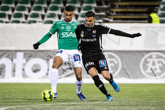 Brages Joakin Persson och Örebros Ahmed Yasin