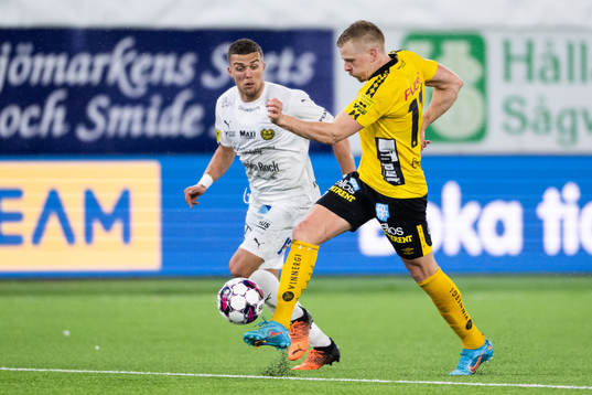 Mjällbys Ivan Kričak och Elfsborgs Per Frick
