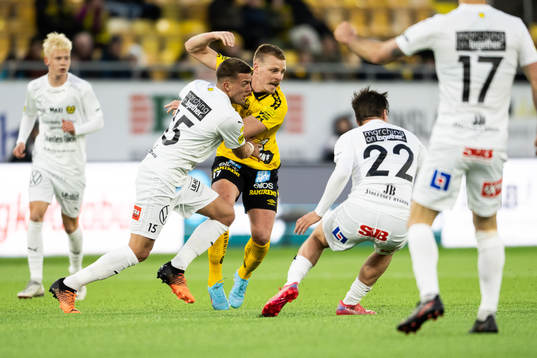 Mjällbys Ivan Kričak och Elfsborgs Per Frick
