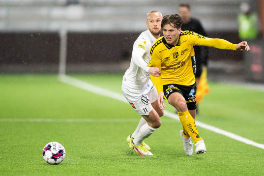 Mjällbys Adam Ståhl och Elfsborgs Oliver Zandén
