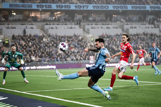 uDjurgårdens Sead Haksabanovic och Degerfors Gustav