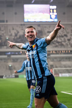 Djurgårdens Victor Edvardsen jublar